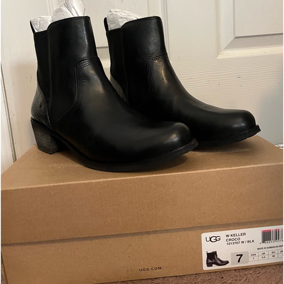 UGG W Keller Croco Boots - Picture 1 of 4